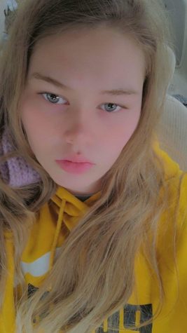 This is Lindsey Brakefield Student at PHS try turning the tables and give her a complment.