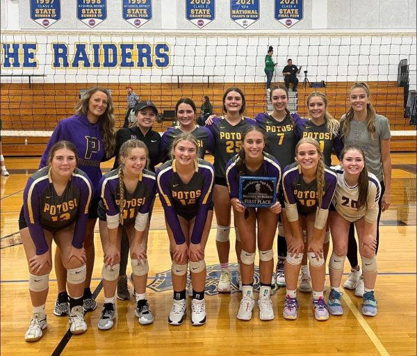 Potosi Trojan volleyball team wins first at North County Invitational