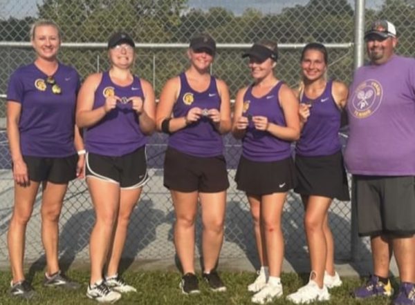 Three Lady Trojan tennis players qualify for sectionals