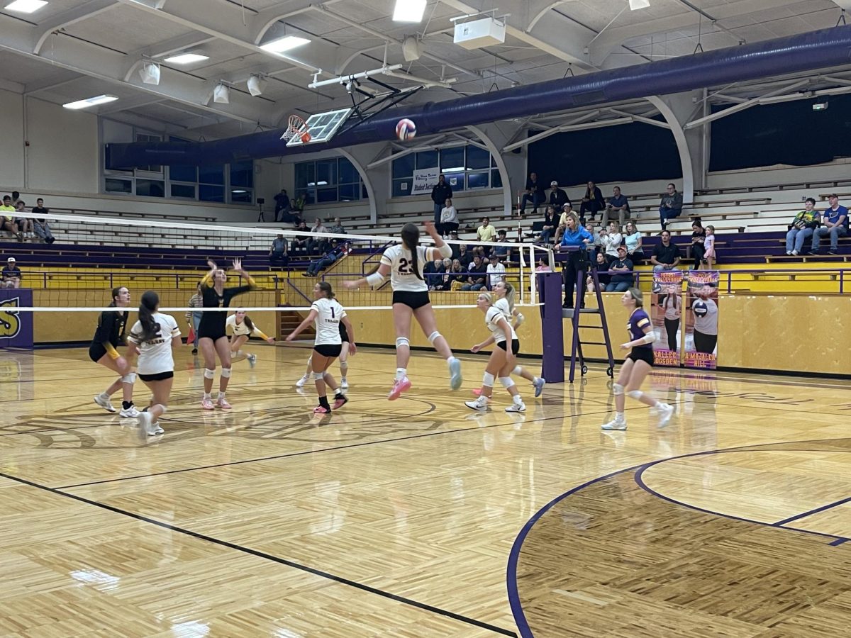 Potosi Lady Trojans Varsity Volleyball Gains a Victory Over Festus Lady Tigers