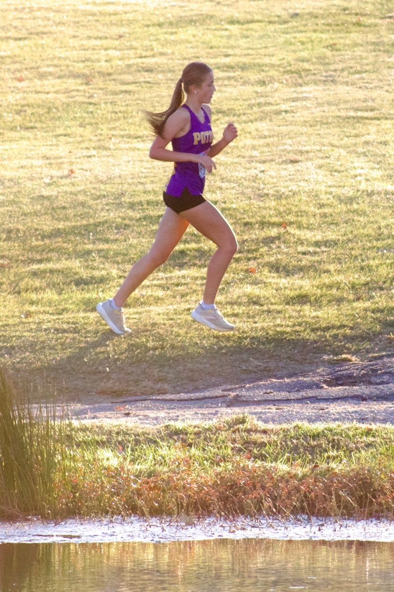 Makya Knoll is showing out for the Potosi Cross country program